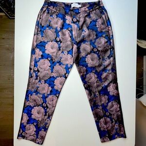 Top man tailored pants size 32 cropped so probably sits at 28 in length